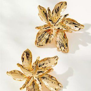 NEW ~ Anthropologie Oversized Flower Earrings